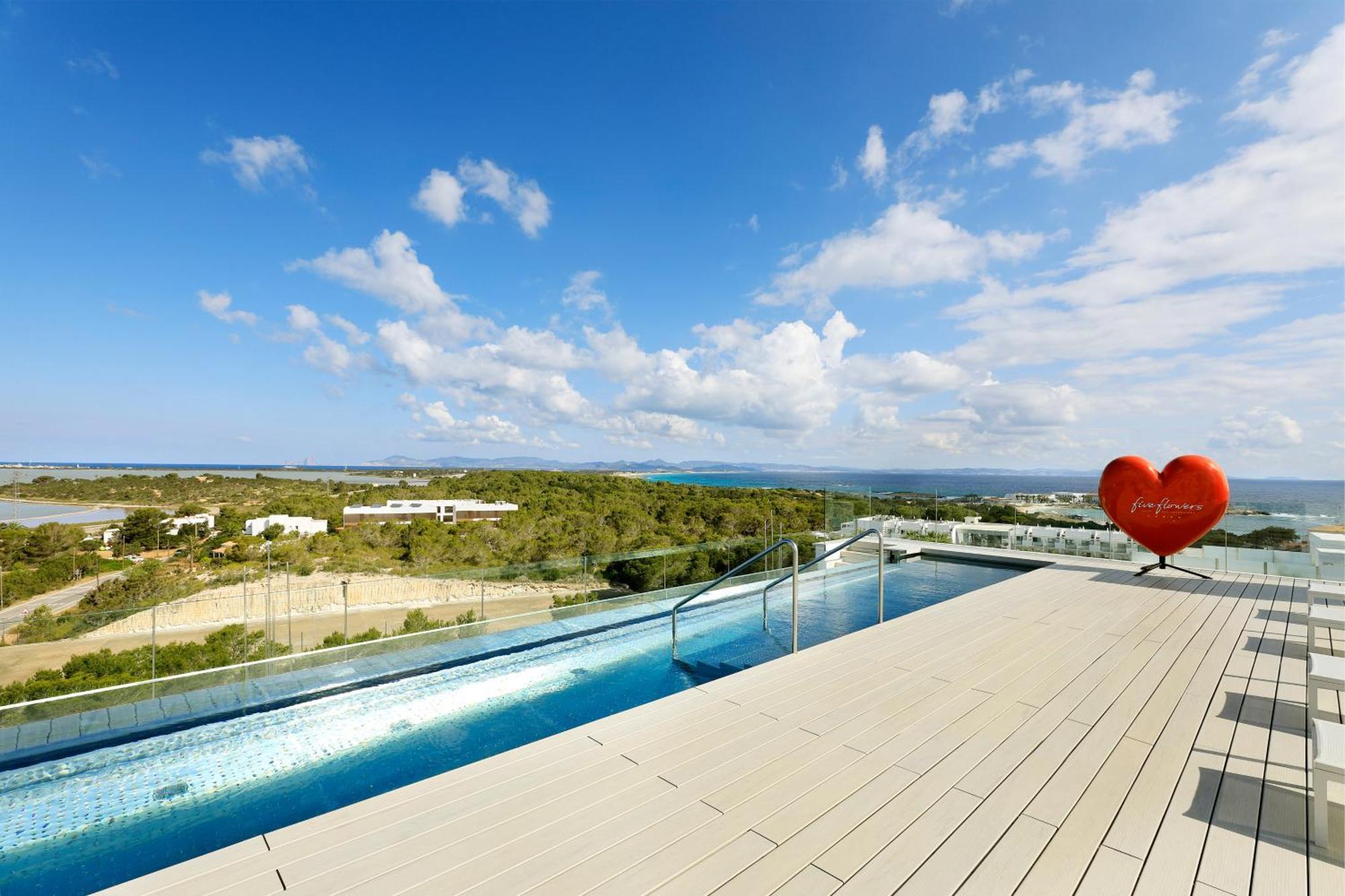 Five Flowers Hotel Formentera, Member Of Melia Collection אס פוחולס מראה חיצוני תמונה